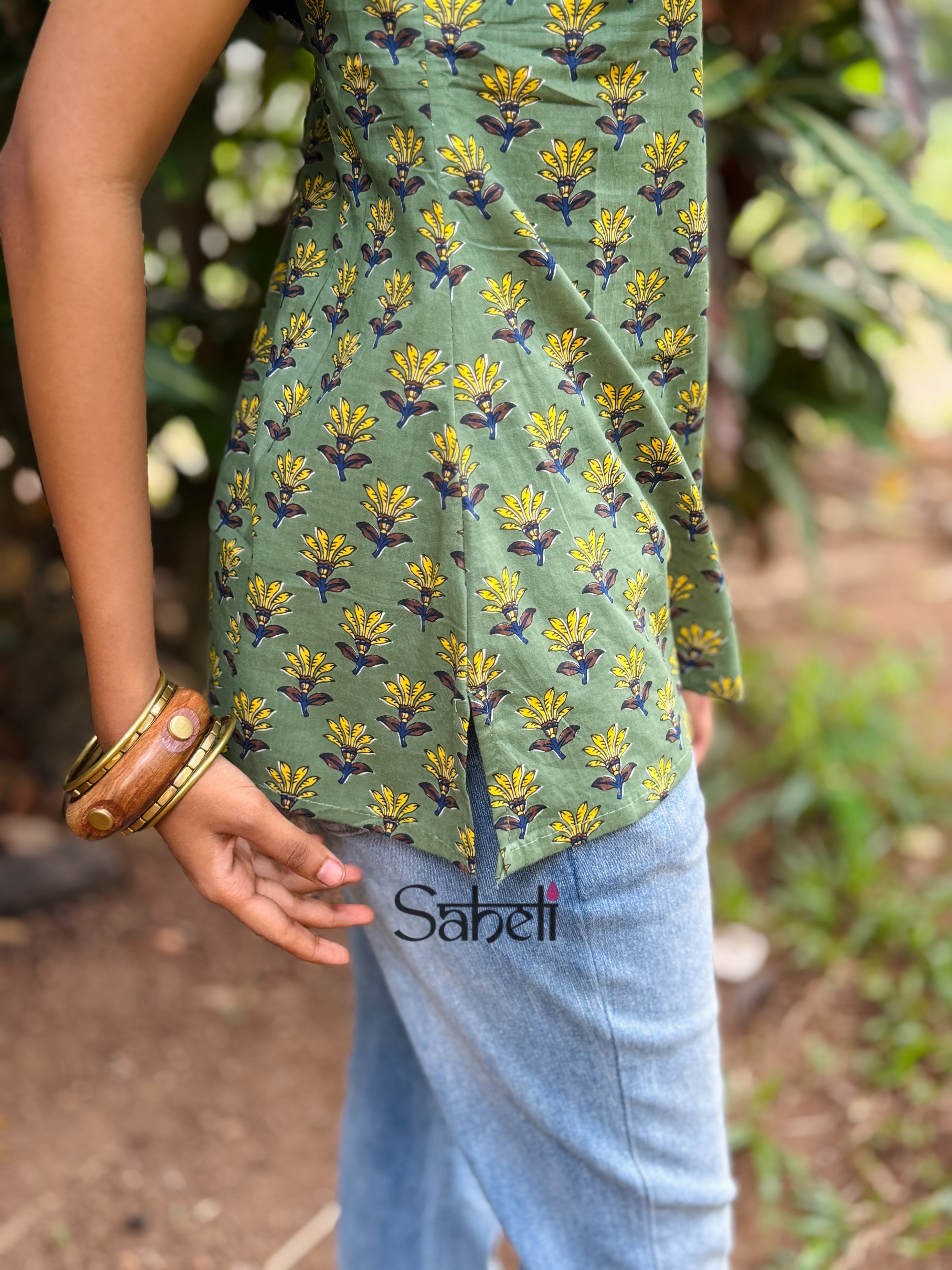 Short Top (Code-142 SK)
