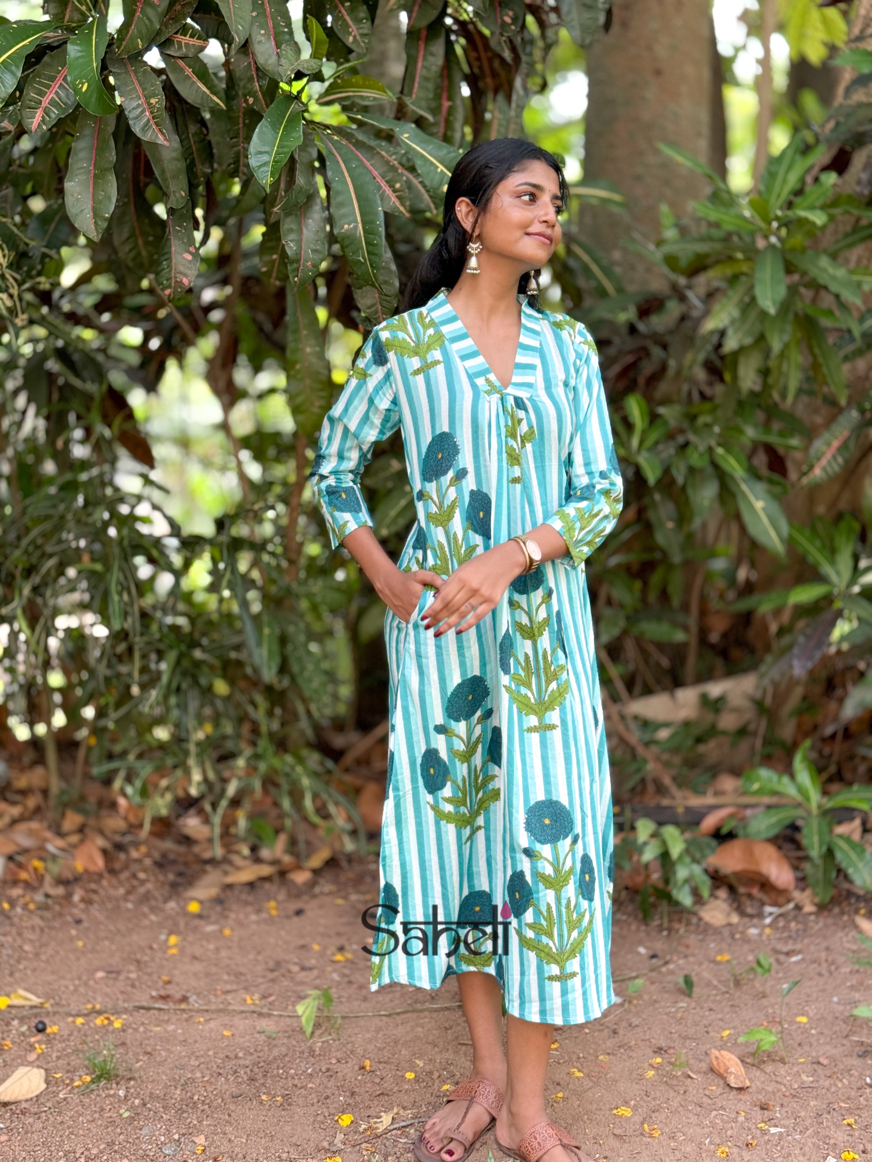 DRESS ( Code - 156 SK)