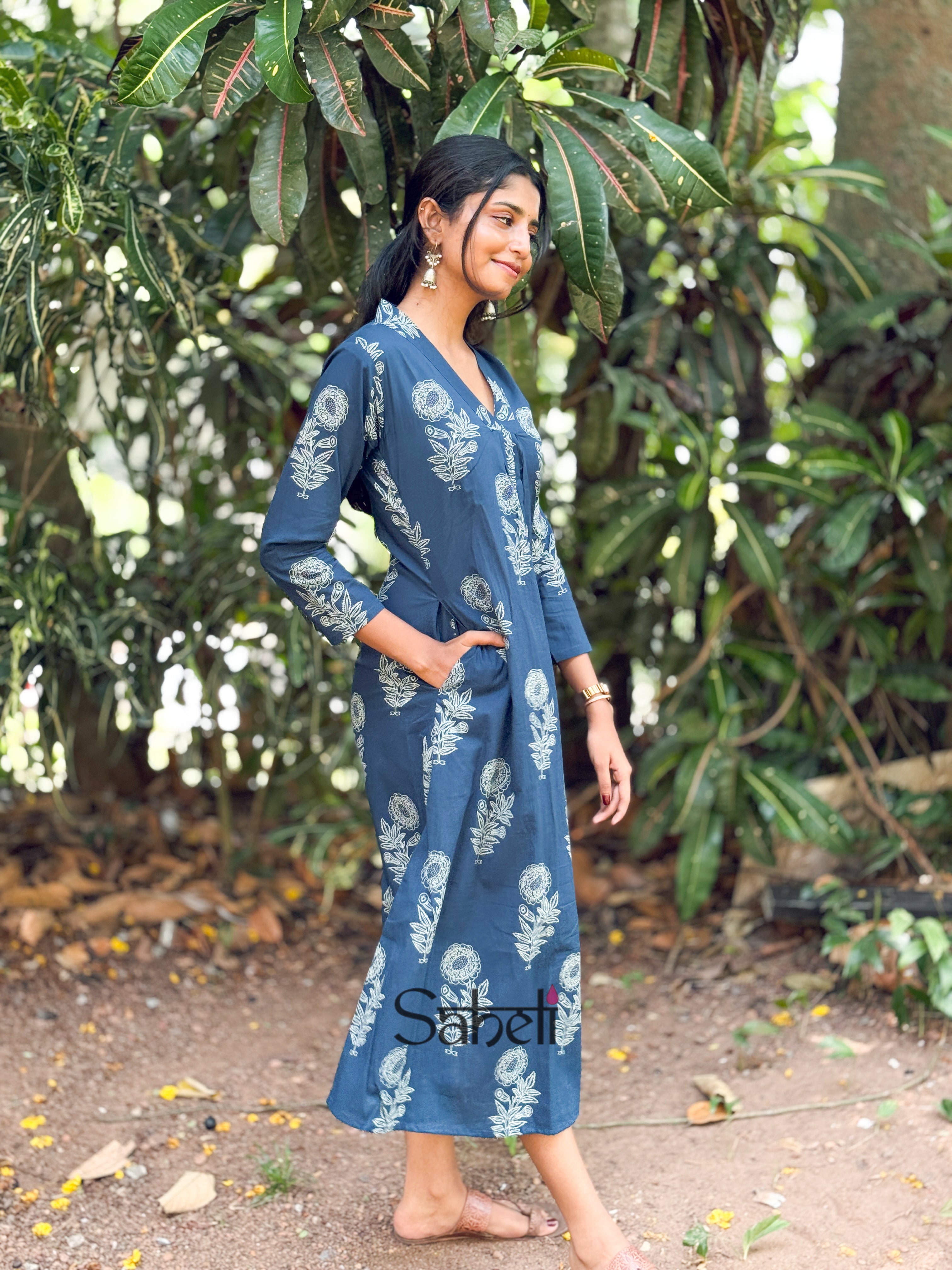 DRESS ( Code - 153 SK)