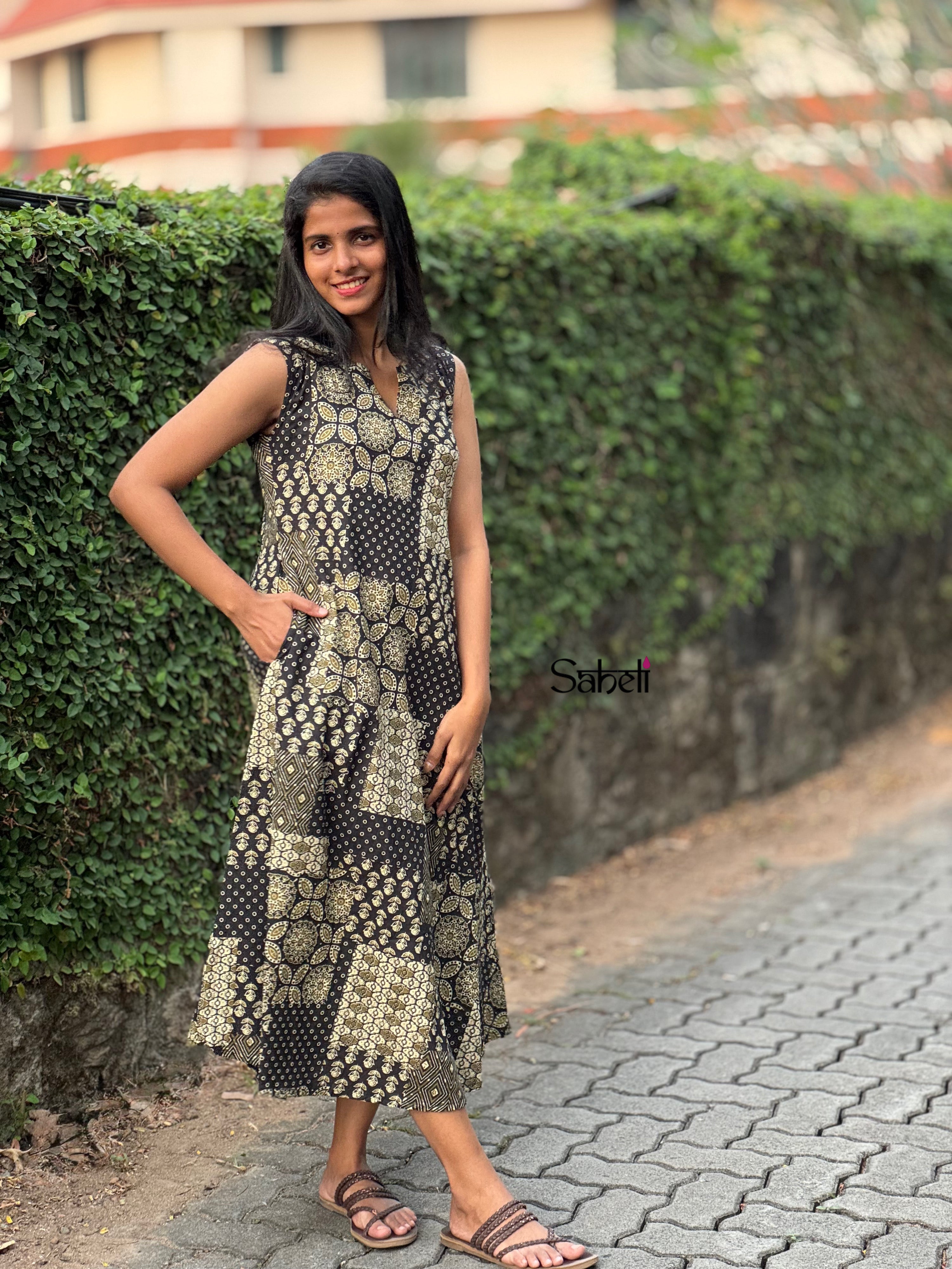 Dress (Code - 16 SK)