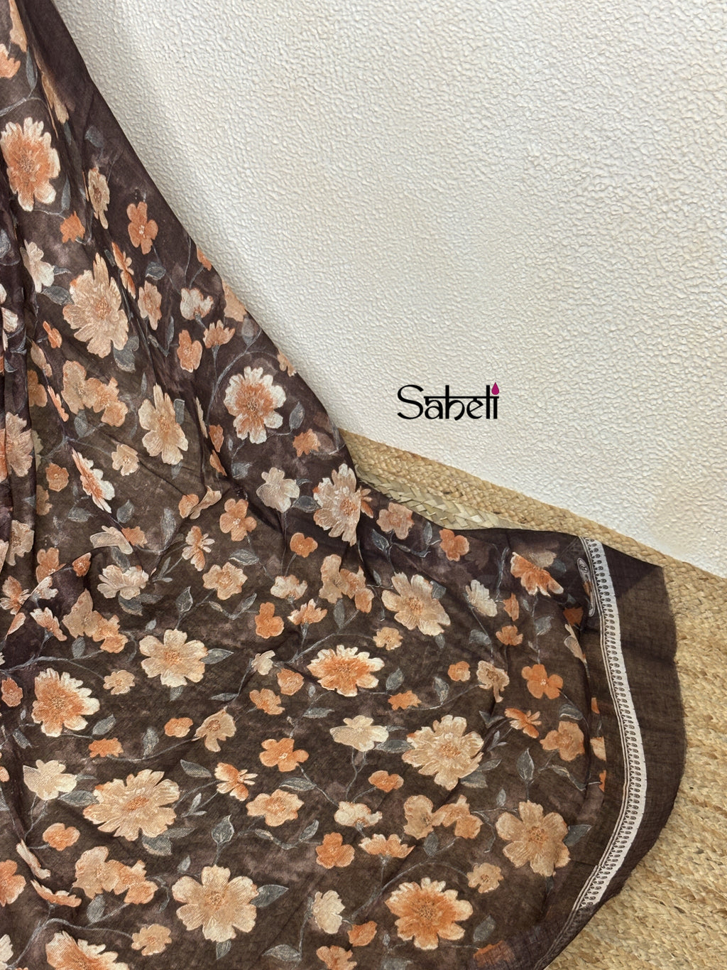 Semi Linen Saree (Code-lSH26)
