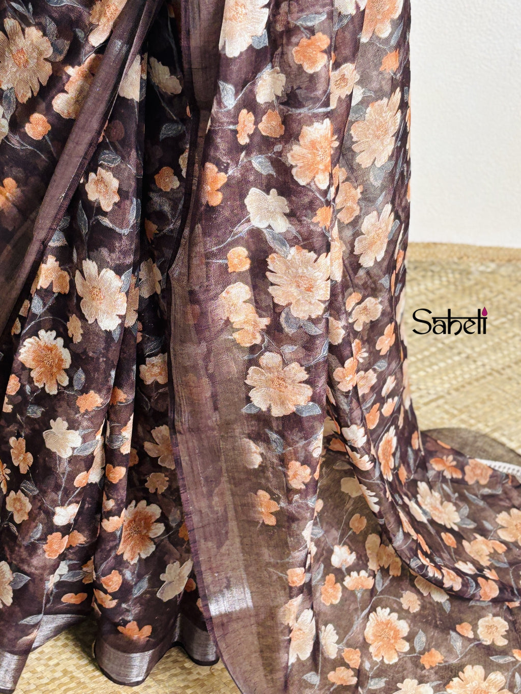Semi Linen Saree (Code-lSH26)